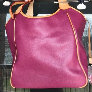 Dooney and Bourke Tote with Zipper